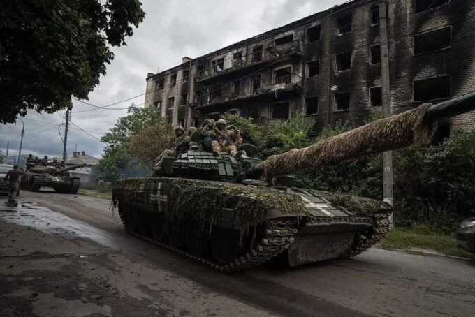 A Democratic End to Ukraine's War?