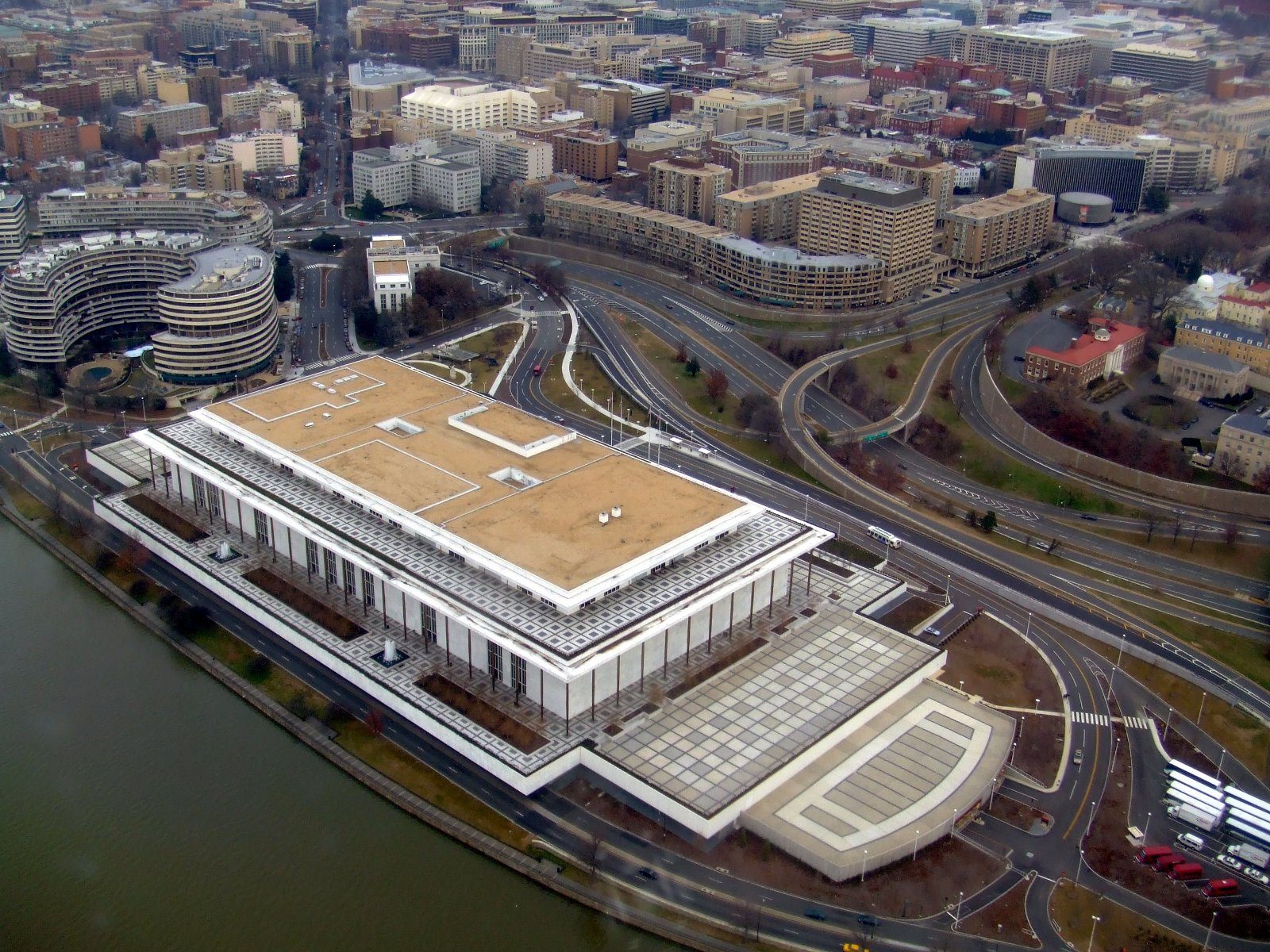 Kennedy Center: Don’t Mend It, End It