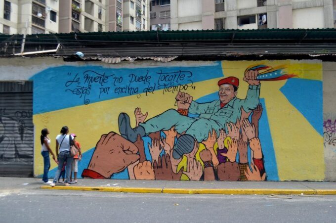 From Venezuelan Communes to U.S. Blocks: Same Struggle, Same Fight.